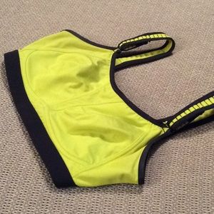 Soma Sport Max Support Wireless Sports Bra 34DD
